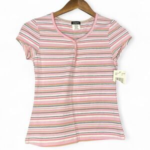 y2k 2000s pink quarter button baby tee